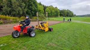 Renoveringen av GolfStars utslagsplatser fortsätter. Efter arbetet på Lindö har turen nu kommit till Riksten. Där byggs nu sex utslagsplatser om från grunden.